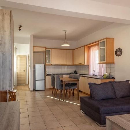 Deluxe Apartment La Лариса Екстериор снимка