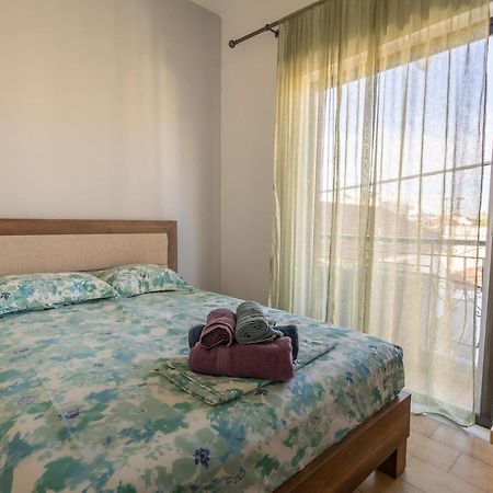 Deluxe Apartment La Лариса Екстериор снимка